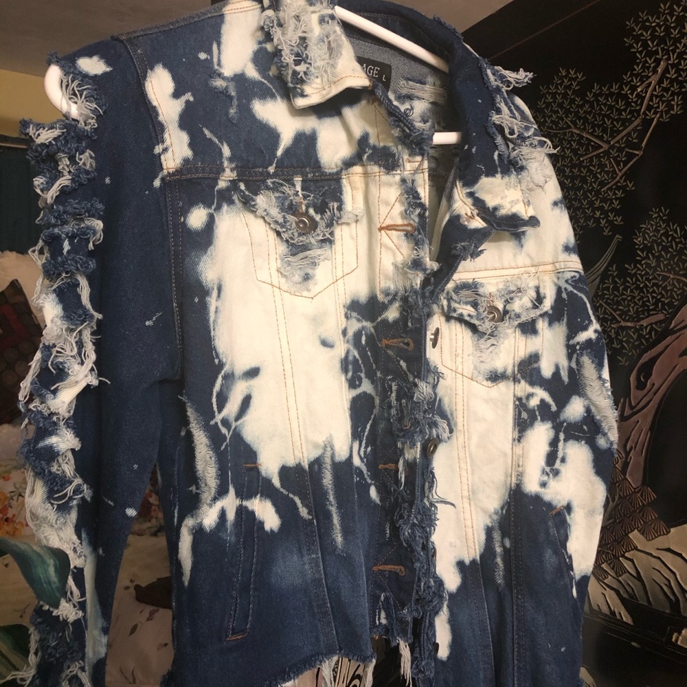 Jean jacket - Picture 5 of 6